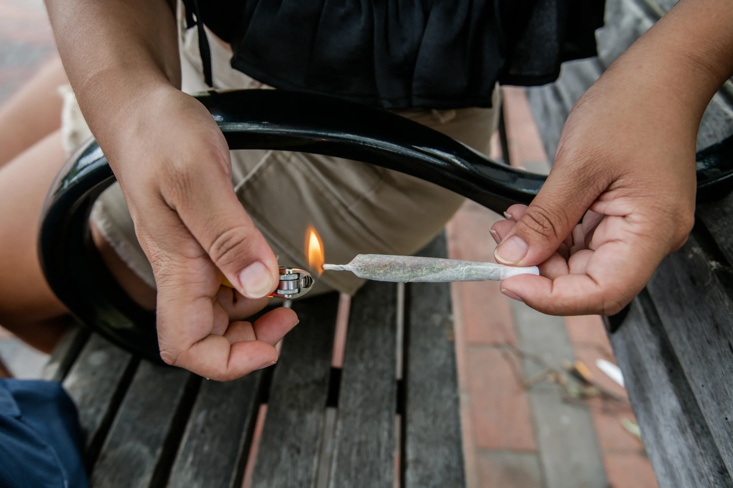 como saber si mi hijo fuma vape Cigarrillo electrónico: cómo saber si tu hijo vapea y qué hacer main image 1
