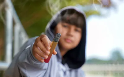 ¿Se está normalizando el uso de cigarrillos electrónicos en la adolescencia?