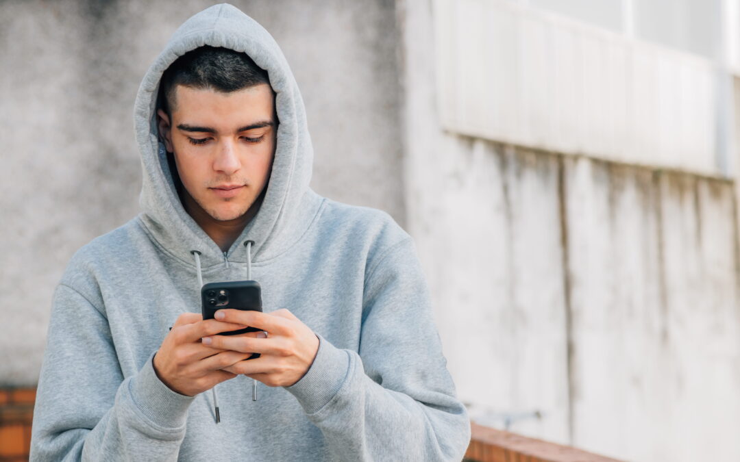 ¿Cómo «enganchan» a los menores al juego y las apuestas online? Te damos las claves